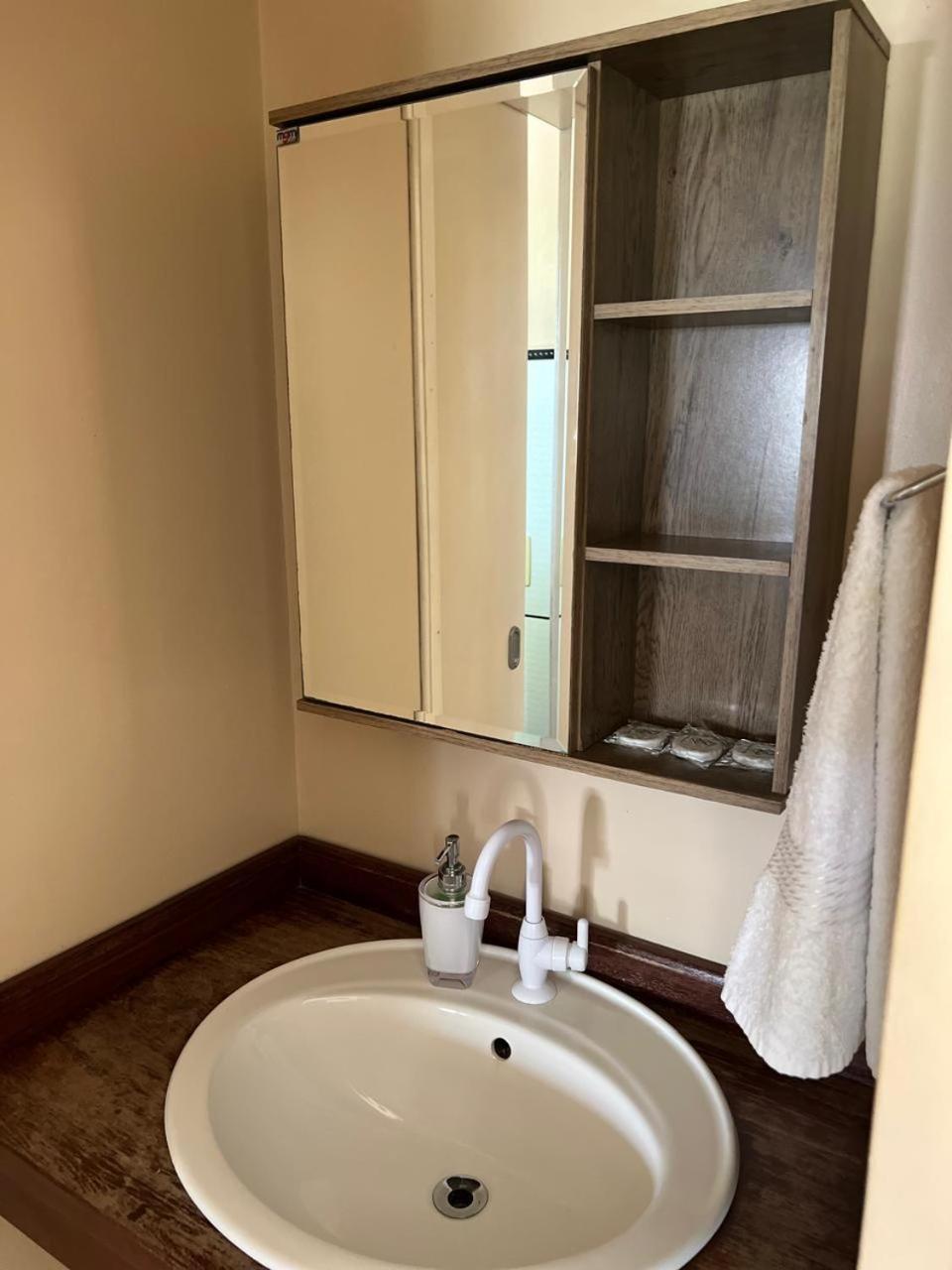 נובו אייראו Casa Bouganville Apto Triplo מראה חיצוני תמונה